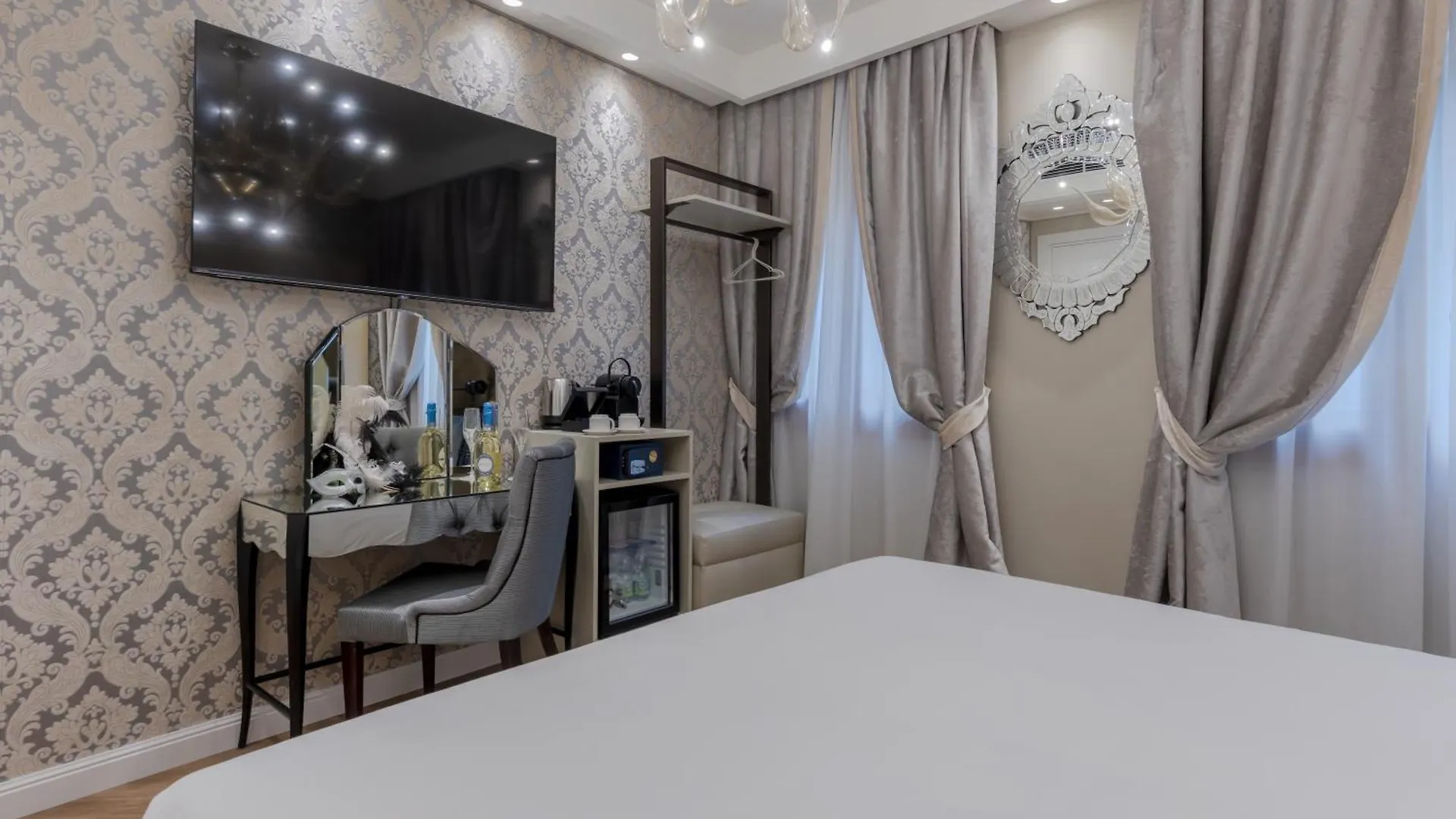 Ca Dell'Arte Boutique Bed & Breakfast Venice